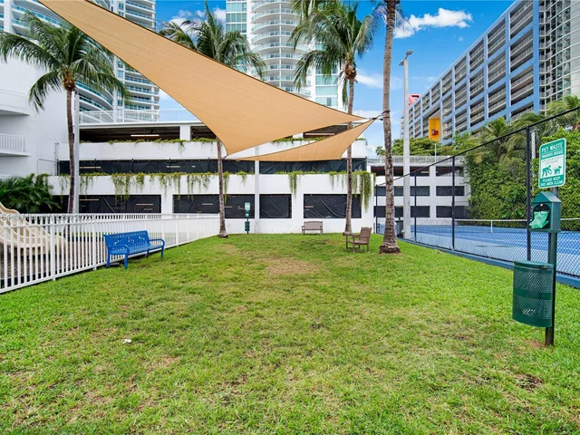 2101 Brickell Ave # 2201, Miami FL 33129