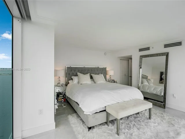 2101 Brickell Ave # 2201, Miami FL 33129