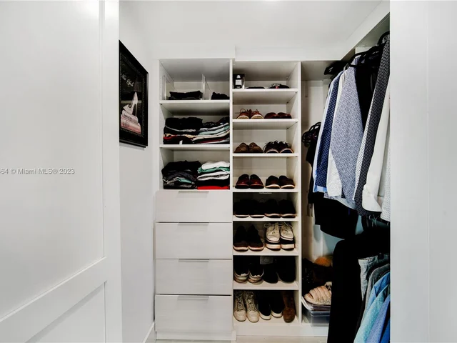 2101 Brickell Ave # 2201, Miami FL 33129