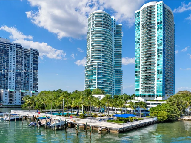 2101 Brickell Ave # 2201, Miami FL 33129