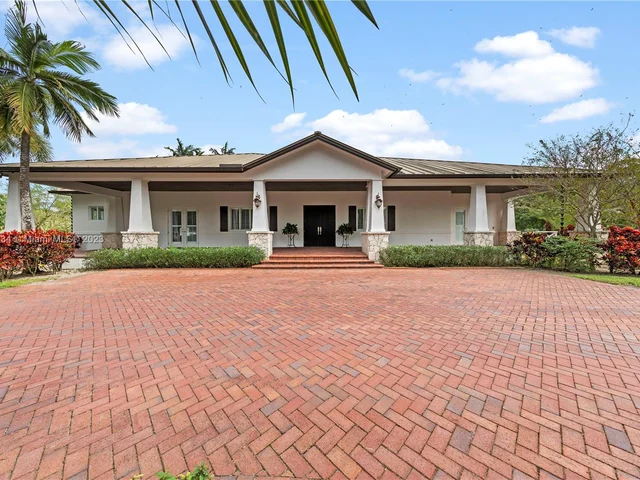 24351 SW 140th Ave, Homestead FL 33032