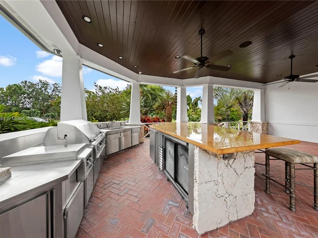 24351 SW 140th Ave, Homestead FL 33032