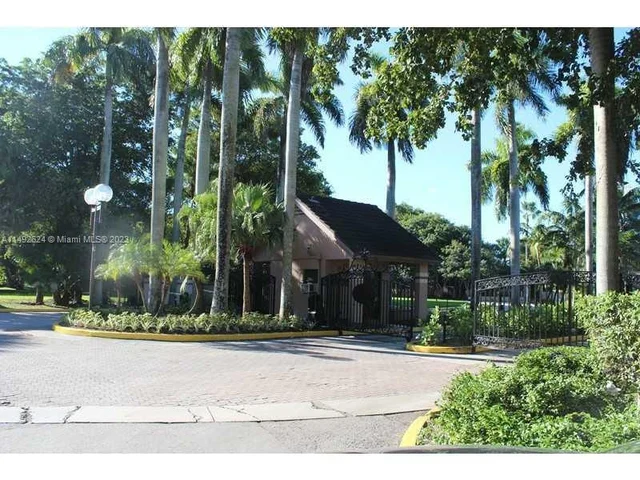 13907 SW 91st Ter # 13907, Miami FL 33186