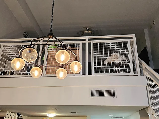 253 NE 2nd St # 618, Miami FL 33132