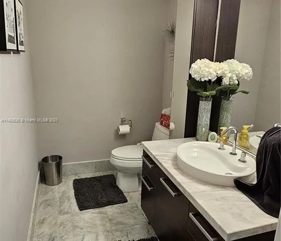 253 NE 2nd St # 618, Miami FL 33132