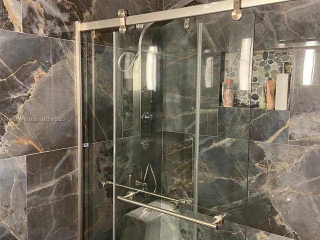 14939 SW 37th St, Miami FL 33185