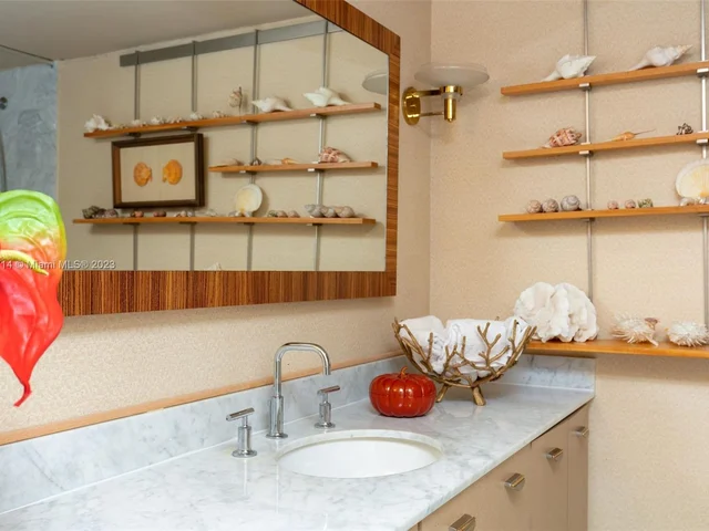 1541 Brickell Ave # C1506, Miami FL 33129