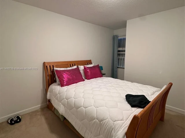 11381 NW 73rd Ter, Doral FL 33178