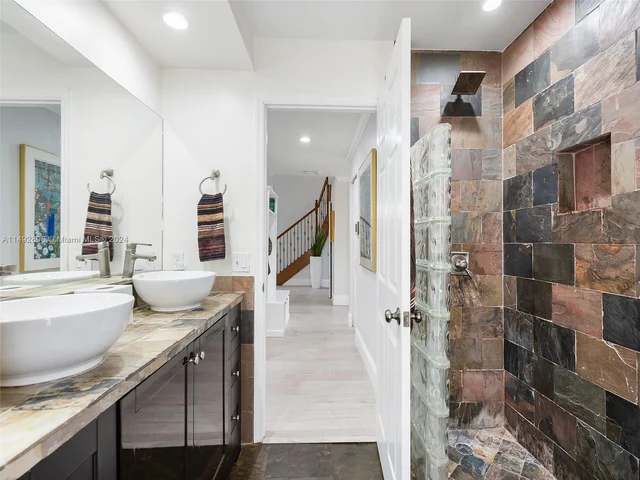 10650 Paris St, Cooper City FL 33026