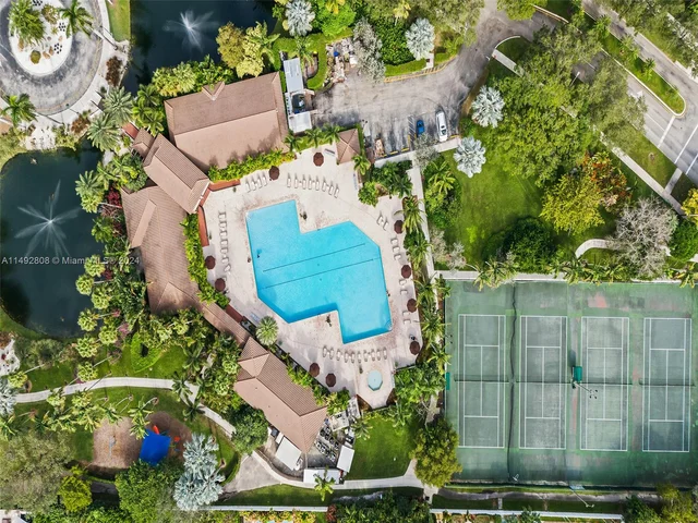 10650 Paris St, Cooper City FL 33026