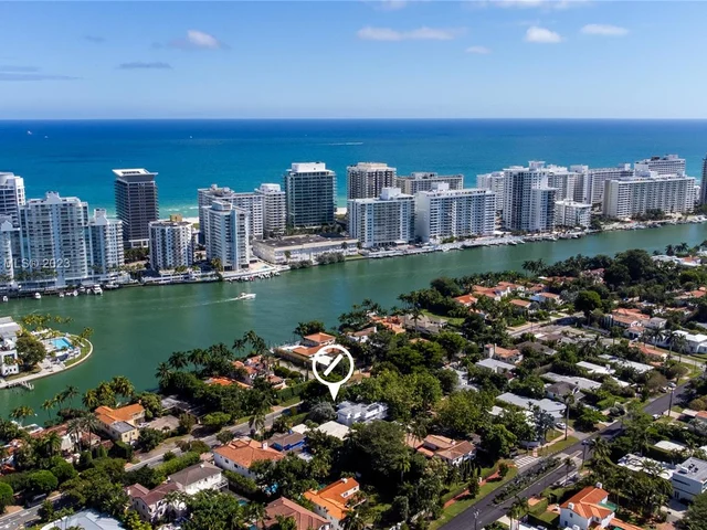 6000-6010 Pine Tree Dr, Miami Beach FL 33140