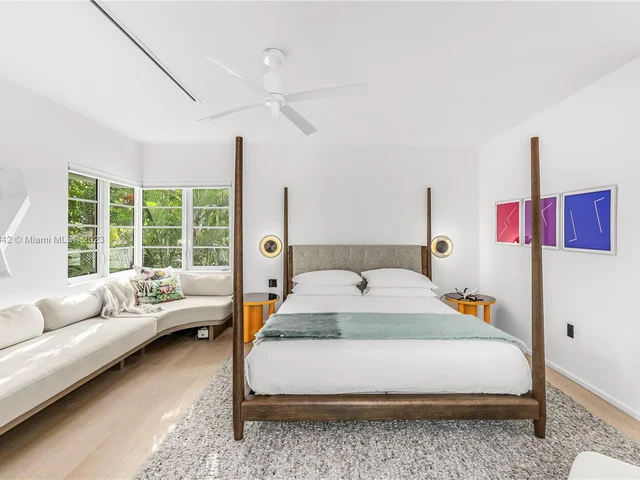 6000-6010 Pine Tree Dr, Miami Beach FL 33140