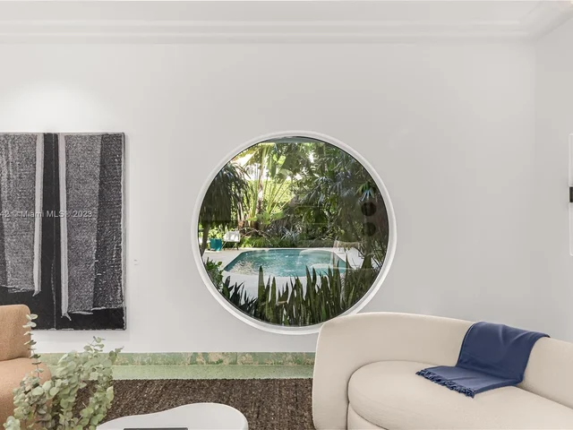 6000-6010 Pine Tree Dr, Miami Beach FL 33140