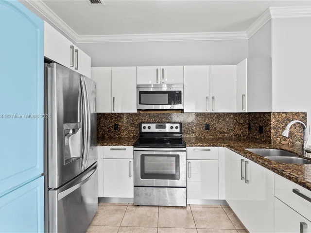 13256 Old Biscayne Dr # 706, Homestead FL 33181