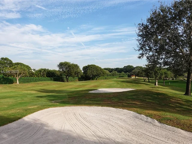 1504 Whitehall Dr # 105, Davie FL 33324