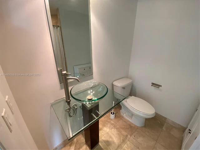 350 S Miami Ave # 1904, Miami FL 33130