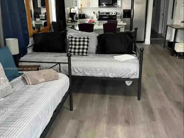 1553 NW 62nd Ter, Miami FL 33147