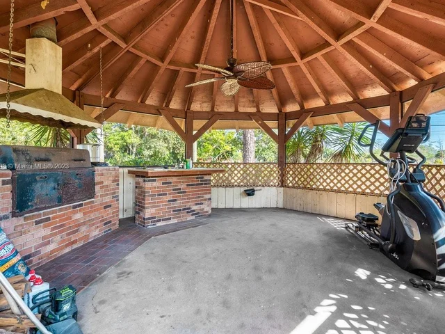 11767 W Rambling Dr, Wellington FL 33414