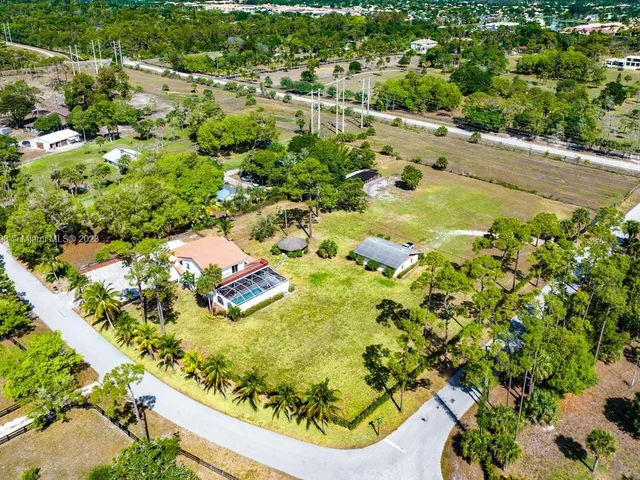 11767 W Rambling Dr, Wellington FL 33414