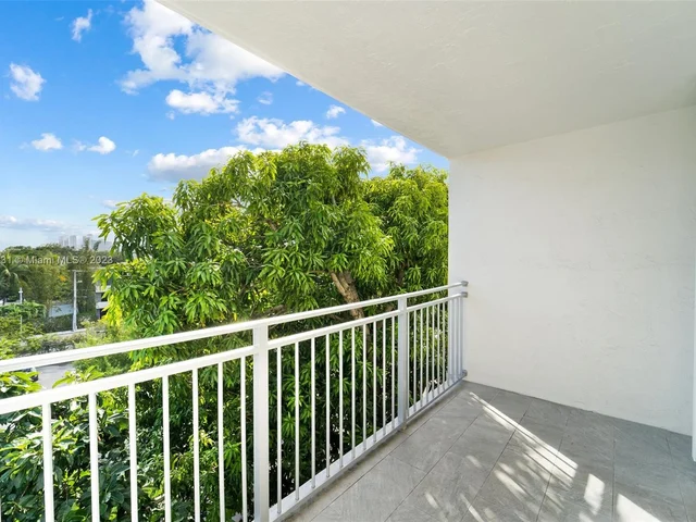 680 NE 64th St # A506, Miami FL 33138