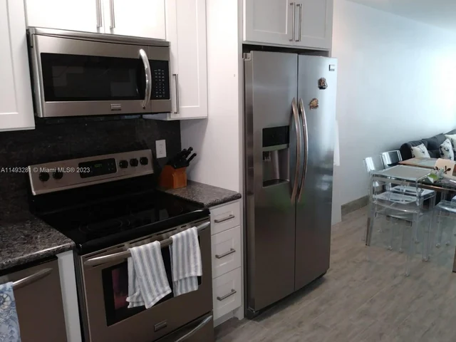 5401 Collins Ave # 145, Miami Beach FL 33140