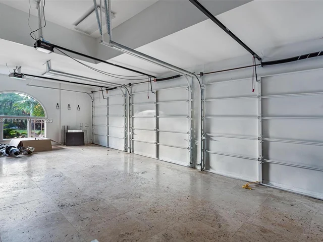 11025 SW 62nd Ave, Pinecrest FL 33156