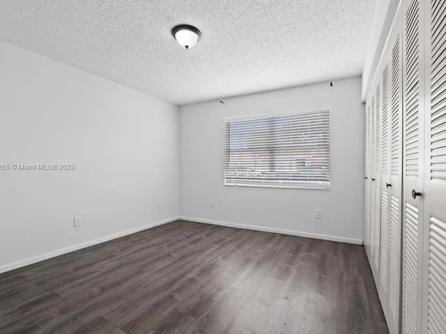 9870 W Heather Ln, Miramar FL 33025