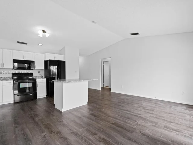 9870 W Heather Ln, Miramar FL 33025