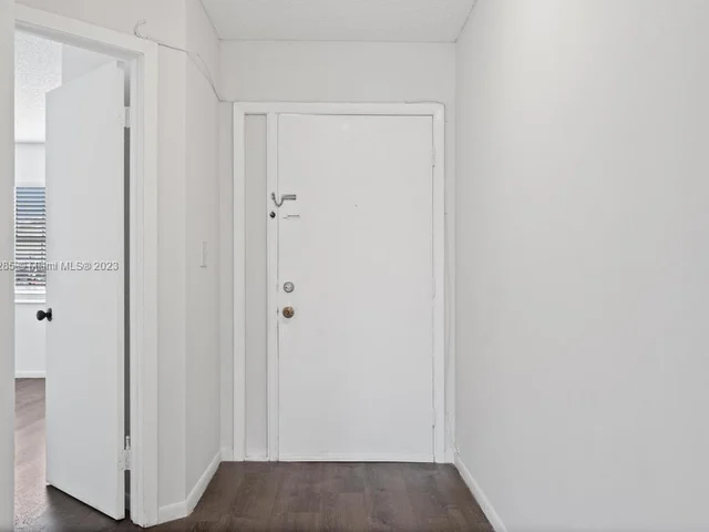 9870 W Heather Ln, Miramar FL 33025