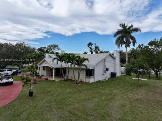 19800 SW 14th Ct, Pembroke Pines FL 33029