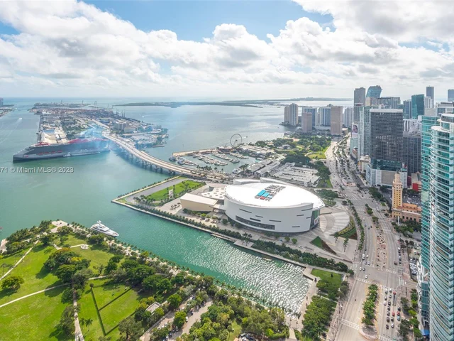 1100 Biscayne Blvd # 6401, Miami FL 33132