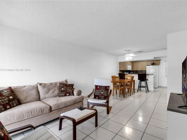 15421 SW 81st Circle Ln # 28, Miami FL 33193