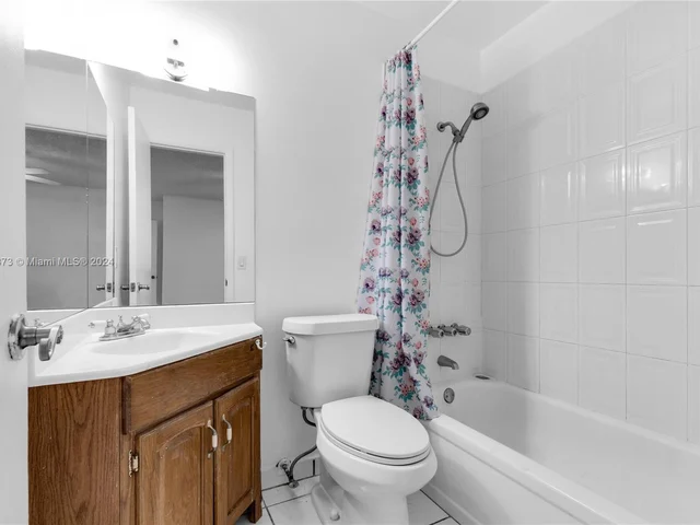 15421 SW 81st Circle Ln # 28, Miami FL 33193