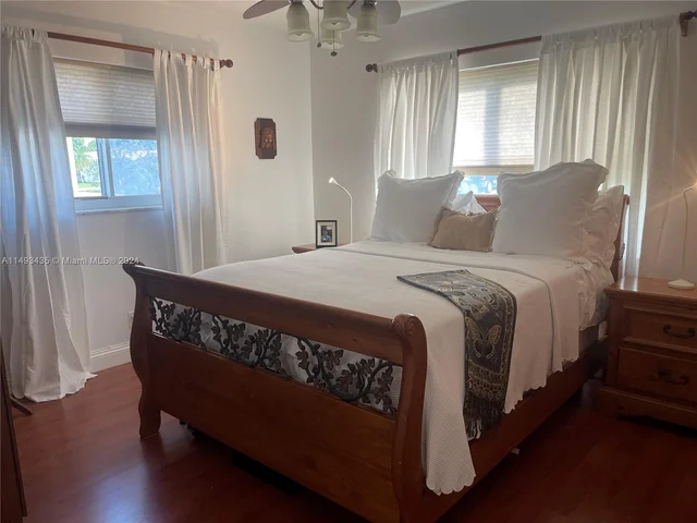 8205 NW 57th Ct, Tamarac FL 33321