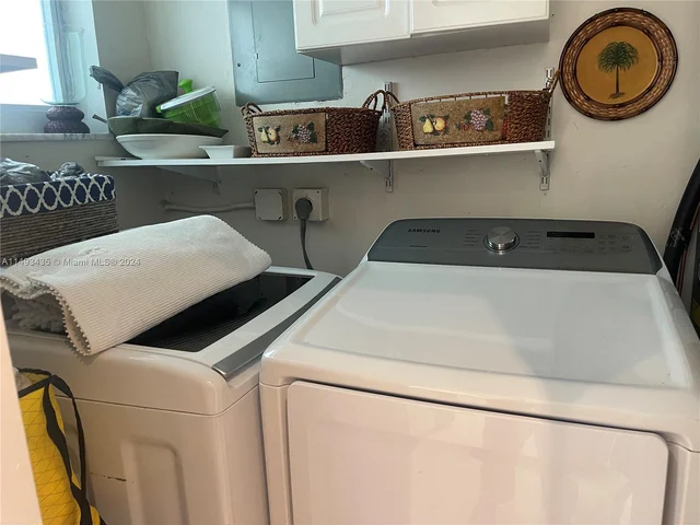 8205 NW 57th Ct, Tamarac FL 33321