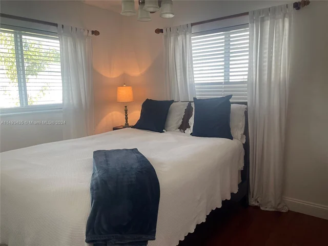 8205 NW 57th Ct, Tamarac FL 33321