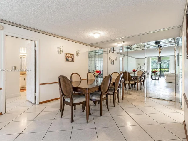 900 Saint Charles Pl # L1, Pembroke Pines FL 33026