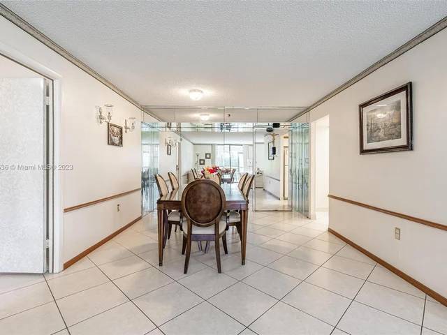 900 Saint Charles Pl # L1, Pembroke Pines FL 33026