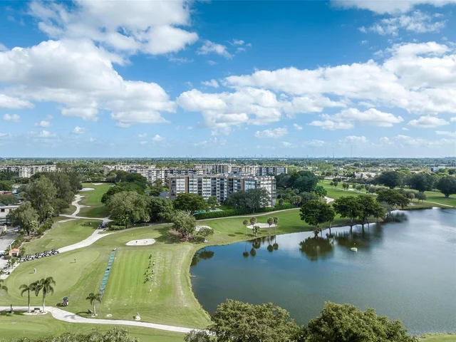 900 Saint Charles Pl # L1, Pembroke Pines FL 33026