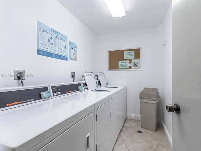 900 Saint Charles Pl # L1, Pembroke Pines FL 33026