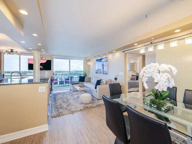 1688 West Ave # 1105, Miami Beach FL 33139