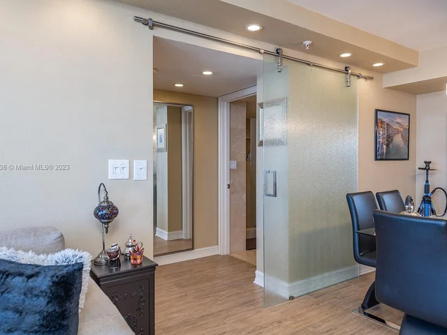 1688 West Ave # 1105, Miami Beach FL 33139