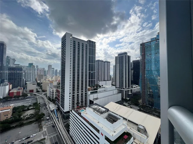 888 Biscayne Blvd # 2601, Miami FL 33132