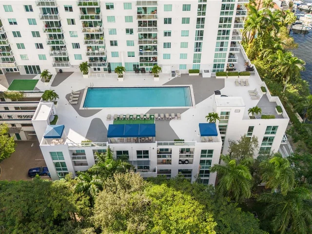 1861 NW S River Dr # A10, Miami FL 33125