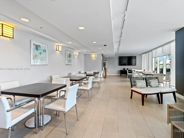 1861 NW S River Dr # A10, Miami FL 33125