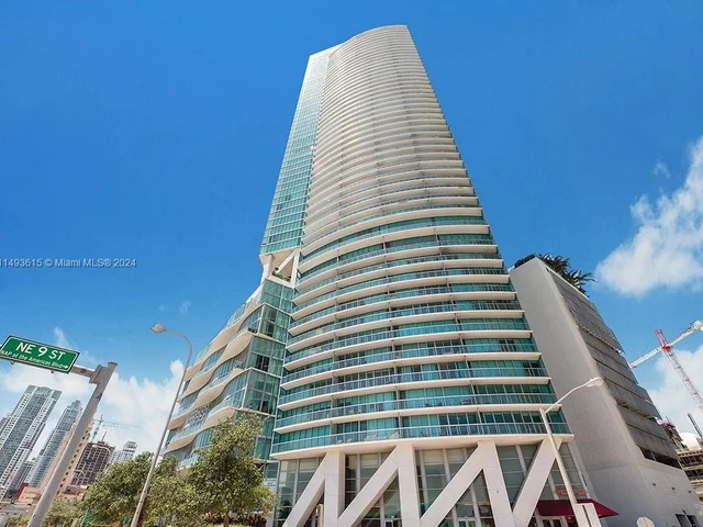 888 Biscayne Blvd # 1012, Miami FL 33132