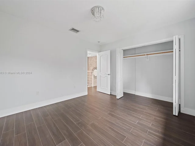 16050 SW 89th Ave Rd, Palmetto Bay FL 33157