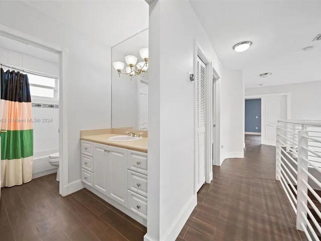 16050 SW 89th Ave Rd, Palmetto Bay FL 33157