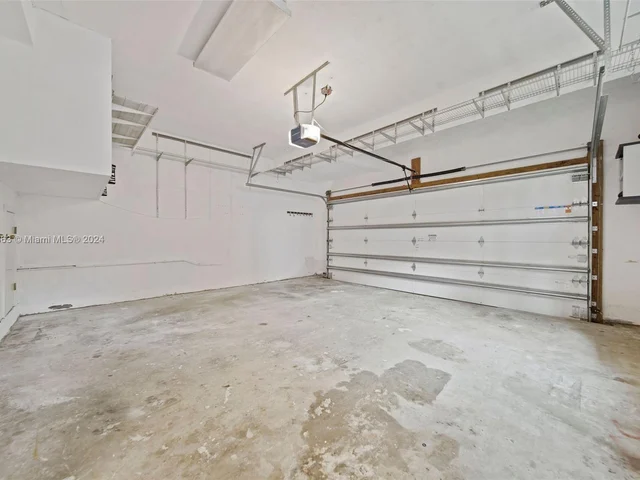 16050 SW 89th Ave Rd, Palmetto Bay FL 33157