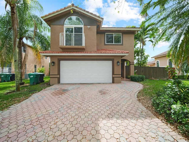 16050 SW 89th Ave Rd, Palmetto Bay FL 33157